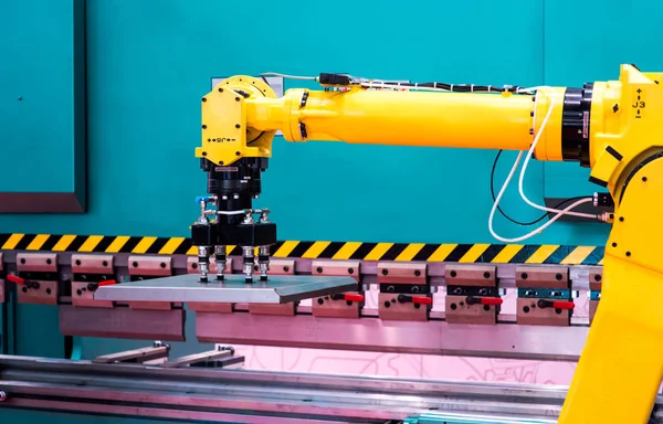 robot el tezgahları Sanayi Üretim Fabrikası'nda