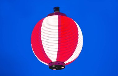 Çin yeni yılı Festivali sırasında seçici odak kırmızı fener.