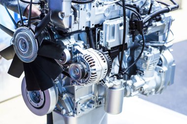 Modern dizel motor deniz endüstrisinde kullanılır.