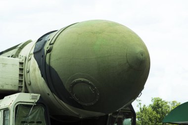 Savaş başlıklı füzeler fırlatılmaya hazır. Füze savunması Nükleer, kimyasal silahlar. Radyasyon. Kitle imha silahları..