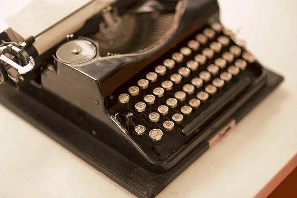 Nahaufnahme Von Antiken Schreibmaschinentasten Flacher Fokus — Stockfoto