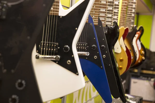 Cor exposição guitarra — Fotografia de Stock