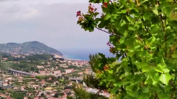 Ligurische kust van Imperia in Italië — Stockvideo