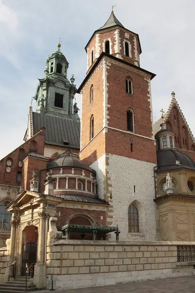 Castillo de los Reyes Wawel en Cracovia —  Fotos de Stock