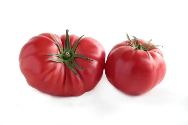 Tomates vermelhos, saborosos, crus — Fotografia de Stock