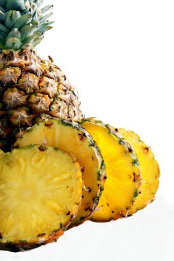 Sarı meyve ananas