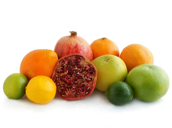多种颜色的热带水果 — 图库照片