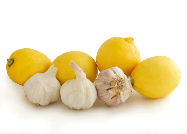 Zitronen Und Knoblauch Als Natürliche Medizin Mit Vitaminen — Stockfoto