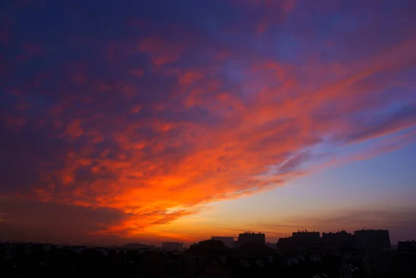 Cielo Nubes Multicolores Como Pintoresco Paisaje Noche — Foto de Stock