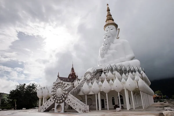 Wat Phra dat Pha Sorn Kaew, Khao Khor district, Phetchabun prov — Stockfoto