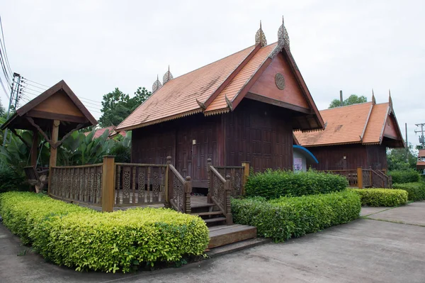 Stil Der Thailändischen Lanna Hause Bleiben Mit Garten Eingerichtet — Stockfoto