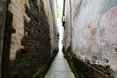 dar yol sokak, Antik Çin Köyü duvar duvarına