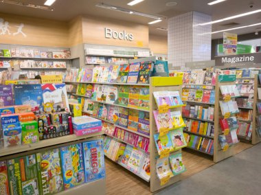 Chonburi, Tayland, Ağustos, 2017: Tay karikatür kitap ve dergi
