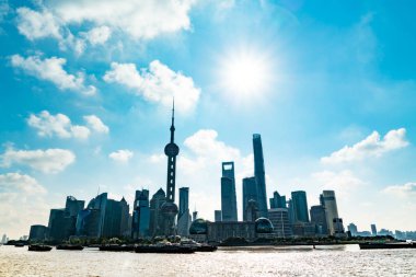 Şanghay Çin Ekim 2017: Shanghai bund Huangpu Nehri manzarası