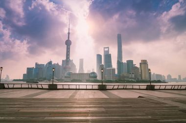 Şanghay Çin Ekim, 2017: Shanghai bund Huangpu Nehri manzarası