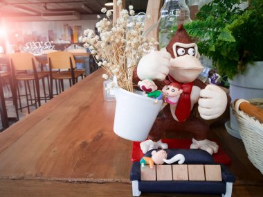 Chonburi Tayland, Haziran 2017: tarihi inpu için boş etiketi ile sipariş noktada sevimli bebek