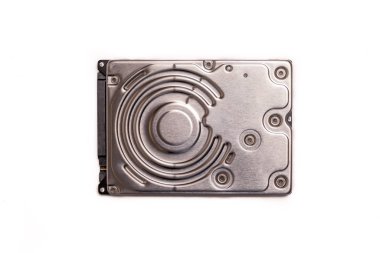 Sabit disk sürücüsü beyaz arkaplanda izole edildi