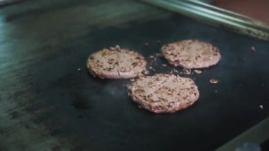 profesyonel saygısız ızgara sığır eti burger