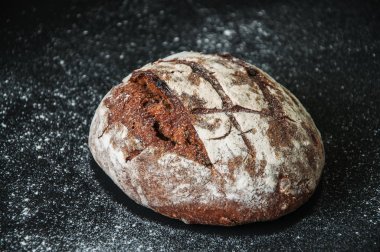 hamur mayası çavdar ve beyaz un ekmek