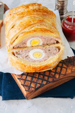 Türkiye'de köfte bir puf böreği doldurma yumurta ile bir kablosuz servis