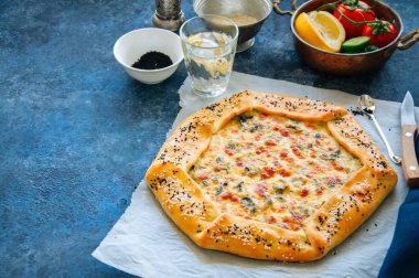 Arap ve Ortadoğu Gıda kavramı. Peynir ve labneh tuzlu