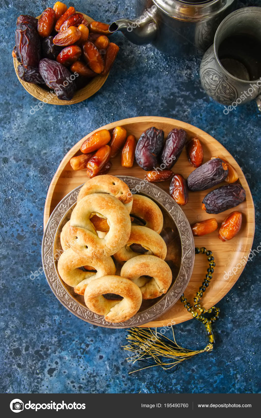 Traditional arabic date ring cookies kaak bi ajwa, popular coo Stock