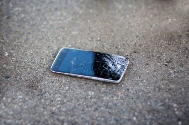 Kırık ekran smartphone