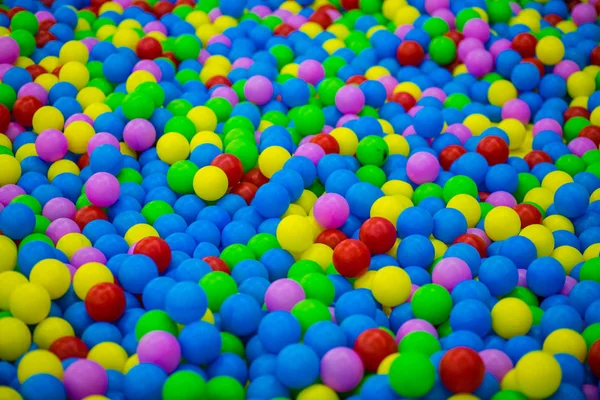 Bolas Plástico Colores Piscina Sala Juegos Piscina Para Divertirse Saltar — Foto de Stock