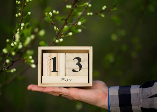 13 May Happy Mothers Day message with wooden block calendar