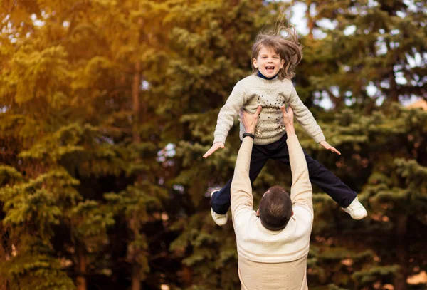 Happy Joyful Father Having Fun Throws Air Child Father Day — Stock Photo, Image