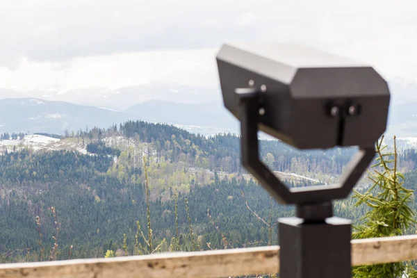 Touristischer Teleskopblick Auf Die Gipfel Der Berge Ferngläser Aus Nächster — Stockfoto