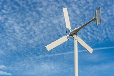 Yakın kadar yakın rüzgar türbini.