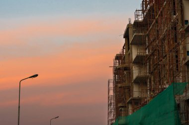 Bina yapım aşamasındadır.