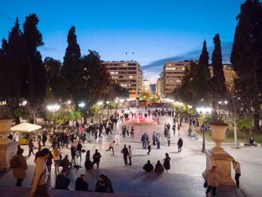 İnsanlar Syntagma Meydanı