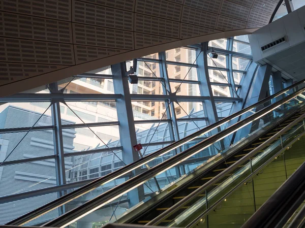 Estación de metro en Dubai — Foto de Stock