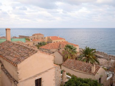 Yunanistan 'ın Lakonya kentindeki Monemvasia ortaçağ kasabası