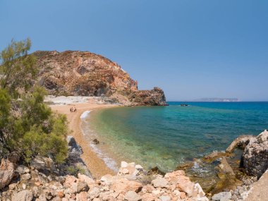 Yunanistan 'ın Milos adasında terk edilmiş eski sülfür madenleri