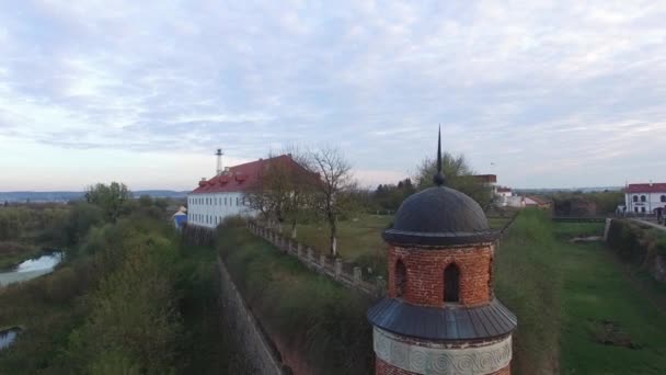 Burg in Dubno, Ukraine, Luftaufnahme, von oben — Stockvideo