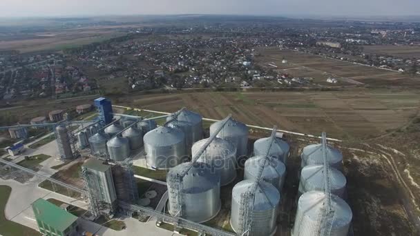 Tanques para el almacenamiento de trigo, vista superior — Vídeo de stock