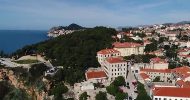 Tiro a partir da costa quad helicóptero da Croácia — Vídeo de Stock