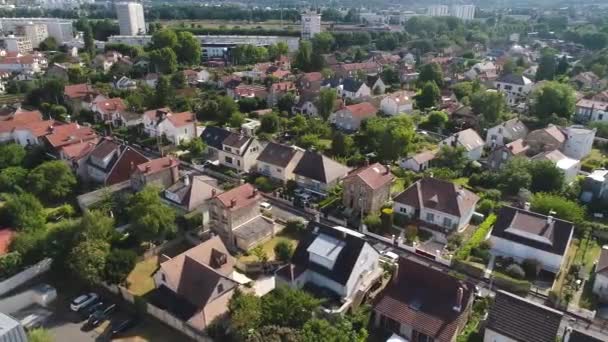 Paris 'in banliyölerindeki panorama hava taraması — Stok video