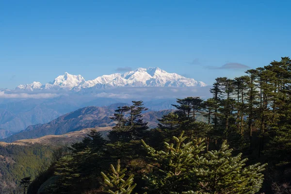 Mt. Kanchenjunga gezien vanaf Sandakphu — Stockfoto