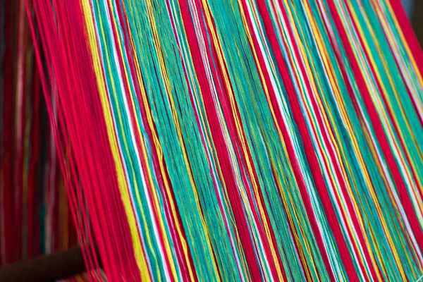 Gekleurde weven garens — Stockfoto