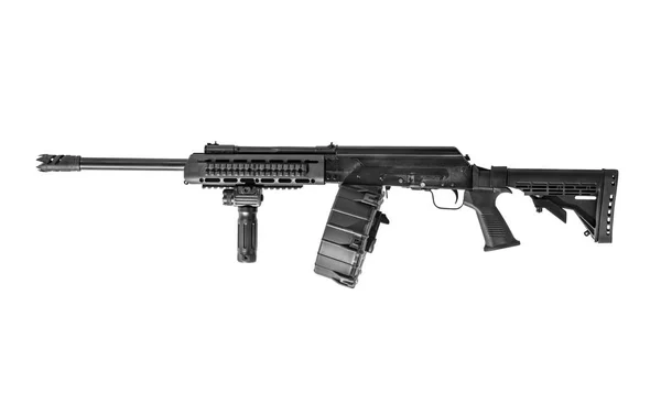 AK-47 12 Guage κυνηγετικό όπλο με το περιοδικό τύμπανο που απομονώνονται σε λευκό πίσω — Φωτογραφία Αρχείου