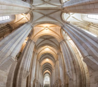 Alcobaca Manastırı 'nın duvarları ve mimarisi. Portekiz