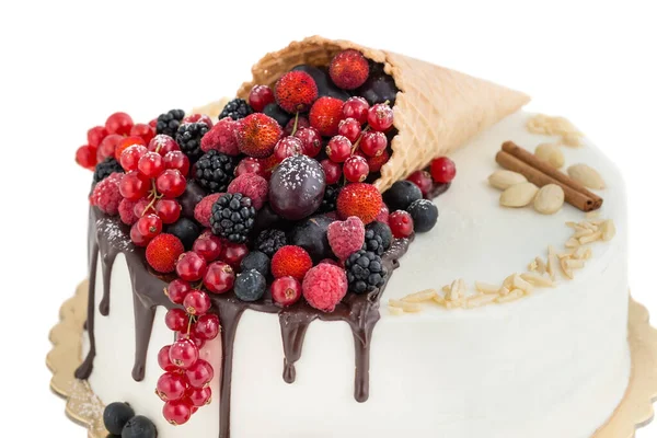 Bolo Delicioso Feito Frutas Chocolate Fecha Cone Waffles — Fotografia de Stock