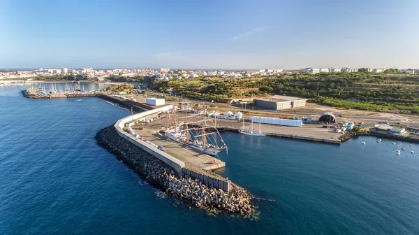 Aérea Puerto Marítimo Portugués Sinis Con Veleros Regata Fotografiando Desde —  Fotos de Stock