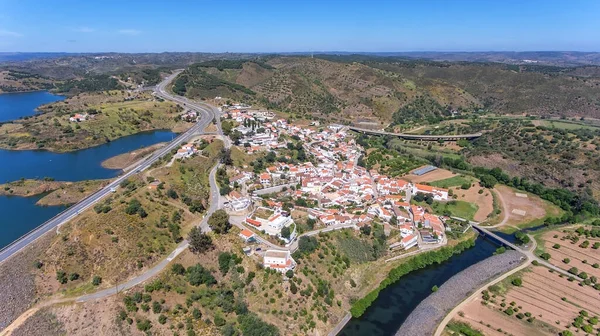 Воздушный Деревня Оделейте Водохранилище Плотины Португалия Algarve — стоковое фото
