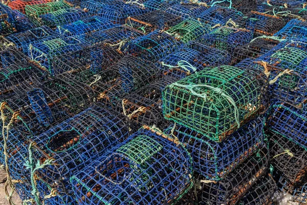 捕捞贝类和鱼类的渔民的陷阱和陷阱 在Alvor Algarve镇 — 图库照片
