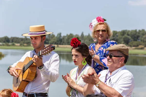 Rocio Espagne Mai 2015 Les Espagnols Célèbrent Festival Religieux Chantant Image En Vente